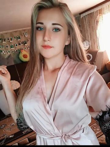 Юна